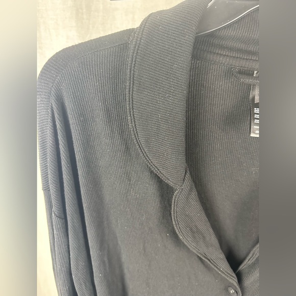 Skims SOFT LOUNGE LONG SLEEVE BLACK SLEEP TOP Size 4X (26-28)NWT - Picture 12 of 17